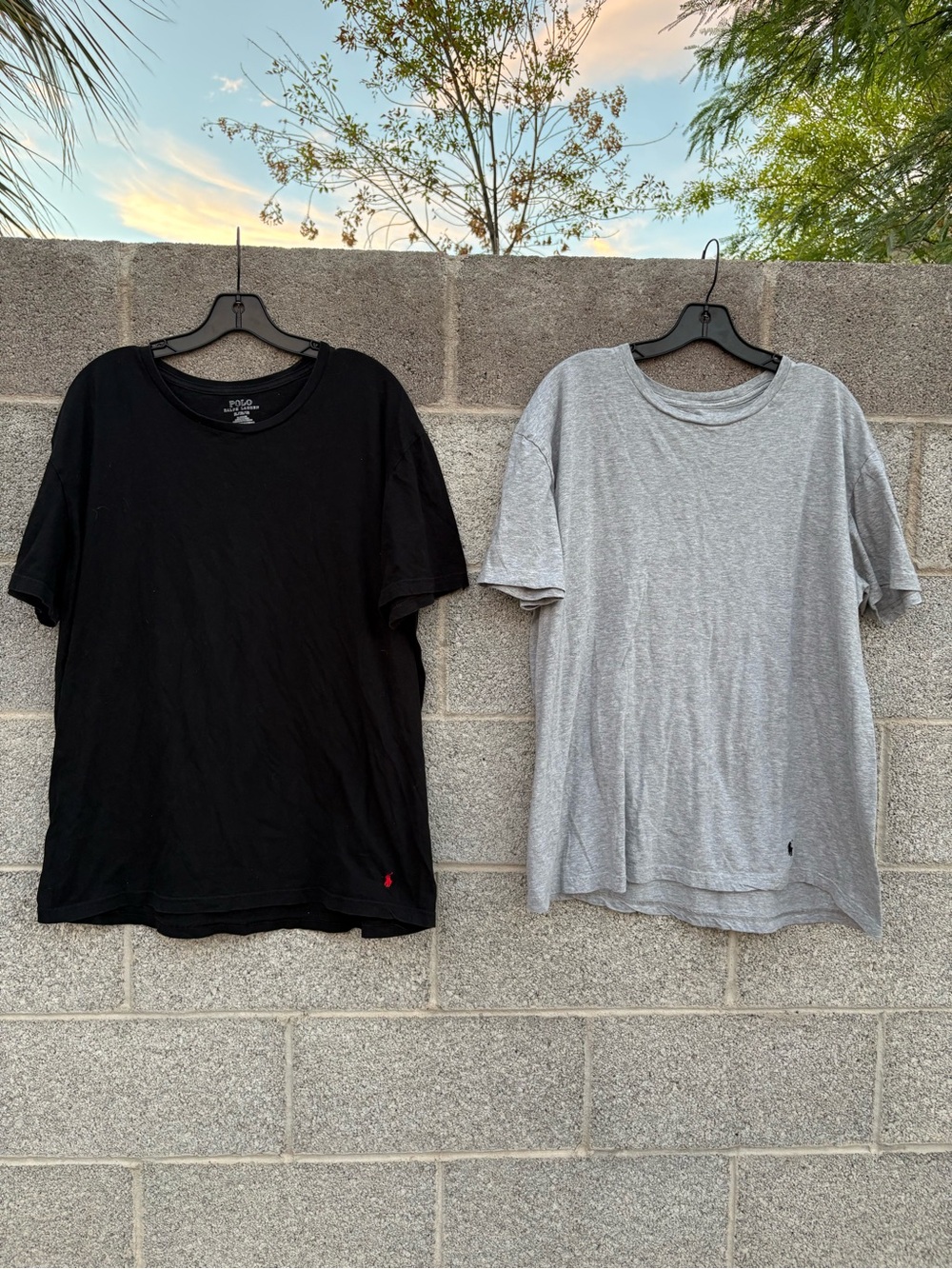 Polo Ralph Lauren Mens XL Lot of 2 T-Shirts Grey & Black Short Sleeve Crew Neck